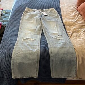 Vervet Women’s Light-wash Jeans